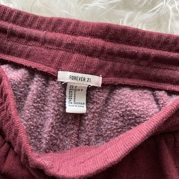 Forever 21 burgundy joggers - Picture 1 of 3